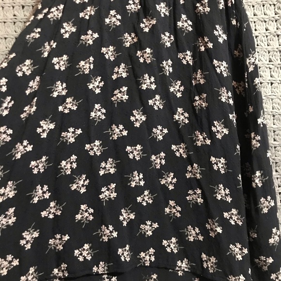 American Eagle Outfitters Floral Dress - Picture 3 of 4